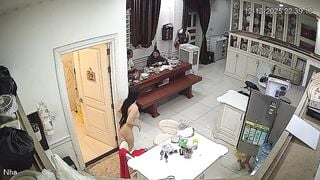 đm ở nhà có cả bố chồng với con mà em nó như thế này - phần 1