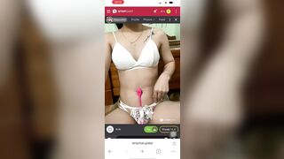 phát hiện bé hàng xóm đang bán quạt thế này phải gạ địt thôi - phần 1