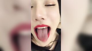 Em nứng lồn quá anh ơi muốn bú cu được cặc địt lút cán