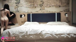 bé sinh viên năm nhất phục vụ bố đường trong nhà nghỉ bị quay lén - phần 3