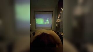 Clip Sex được hôm rủ em người yêu đi xem phim phòng đôi
