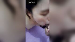 Cô bạn thân thèm cu