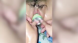 Lồn to nhất VN, nhét vừa lon nước ngọt