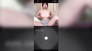Chat sex trực tiếp với một cô gái xinh đẹp