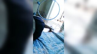 Nhà có con em kế siêu ngoan, anh nứng bảo bú cặc là bú liền