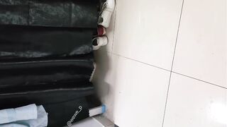quay lén ký túc xá nữ, toàn các em mới lớn mơn mởn