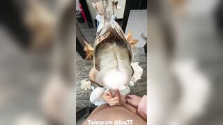 Nhỏ e họ loli cosplay chuẩn bị đi lễ hội thì thằng a lại bắt quỳ bú cu mới cho đi