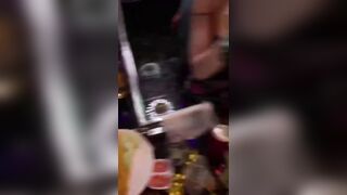 karaok cùng các bé nhân viên non xinh vú to em nào cũng chiều
