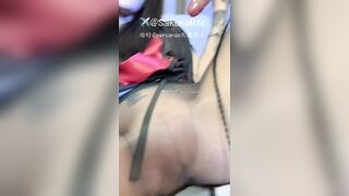 GÁI XINH XĂM TRỔ THỦ DÂM 22