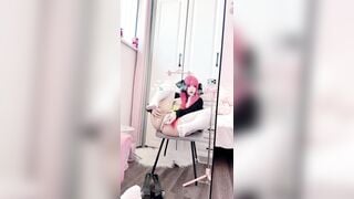 Gái xinh cosplay nino thủ dâm cực nứng