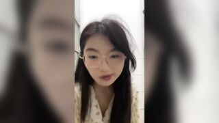mấy bé loli mới lớn cứ live khoe lồn mà không che mặt thế này - phần 2
