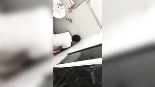 thằng lol khốn nạn thấy bạn say đè ra địt luôn trong nhà tắm