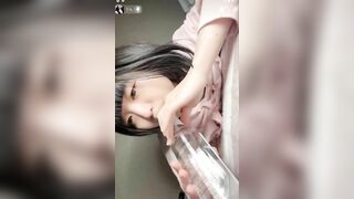 Rin loli show thủ dâm chi ân fan của mình quá nứng
