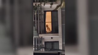 Hàng xóm mở cửa sổ địt nhau cưỡi cặc điên loạn dâm đãng vkl