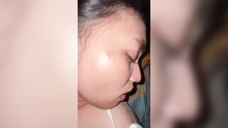 CÔ CHÚ ĐI VIỆN TRÔNG NGƯỜI ỐM , NHỜ TÔI Ở NHÀ TRÔNG CON E HỌ