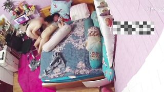 Clip Sex Đang chơi game mà con vợ phơi lồn thế xuống làm 1 nháy thôi