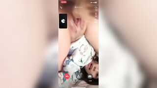chăn bé ny loli mặt búng ra nước lồn