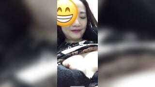 Chị đồng nghiệp cho thằng em thực tập xem vú lồn thủ dâm