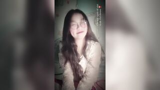Em  Tiktoker Long An quen trên Tinder