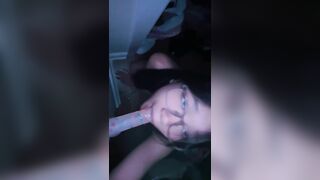 Siêu Phẩm Bím Non Không Lông Hồng Hào Thủ Dâm Cùng Với Con Cu Giả Bắn Nước Tung Tóe
