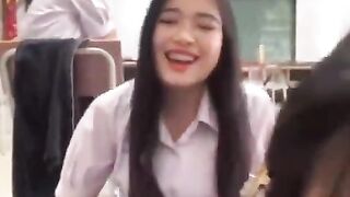Mấy em học sinh dâm đãng nứng lồn thèm cặc