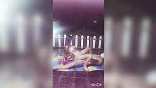 Địt em gái bán nước nhận đi khách vú to lồn múp phần 1