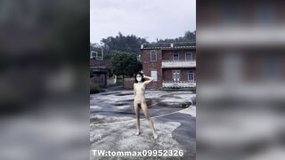 gái xinh khỏa thân khoe dáng nơi công cộng #4