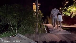 Cặp đôi làm tình trước cửa nhà cho hàng xóm nhìn ah
