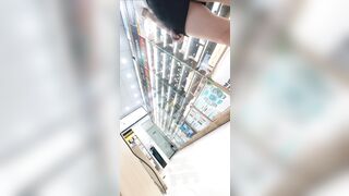 tiếp siêu phẩm quay lén quần sì nhân viên TGDĐ ĐMX bé nào cũng ngon - phần 1