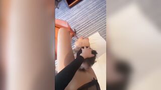 Cô gái trẻ Việt Nam bị đưa vào khu tự trị bị đánh rồi bị bạo dâm tình dục tới tấp.