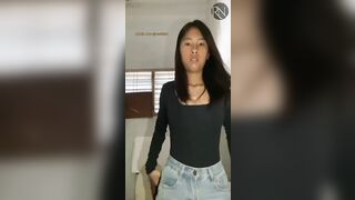 Vú to thủ dâm 435