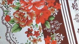 Xuất tinh vào miệng mẹ vợ