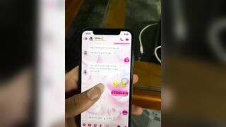 Đau lòng thanh niên phát hiện Vk nhắn tin với 2 ng đàn ông cùng lúc 2