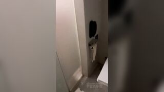 Phát hiện, Cặp vợ chồng Hàng xóm Lút cán Djt rên rên rỉ ko đóng cửa Tê lồn