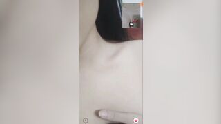 lần đầu call em ngại mà anh cứ bắt e móc lồn