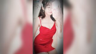 Ngạo nghễ Ánh Hằng