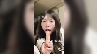 E teen dâm tạo dáng show hàng cực nuột
