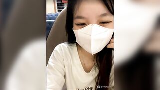 anh xuống đủ kèo là em có gì khoe hết cho anh xem