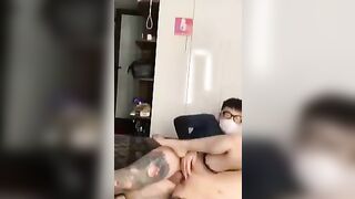 Nện lồn non con bạn thân còn quay live stream cho anh em cùng thưởng thức