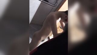 quay lén bé 2k9 hàng xóm tắm nhìn dáng này địt thì sướng thôi rồi