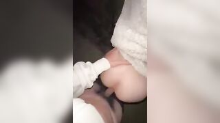 Dẫn em về nhà mà đêm hôm vắng nên đè em làm nháy giữa đường