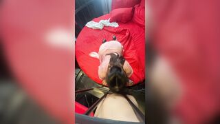 Em đồng nghiệp hơi mỡ nhưng đụ vẫn sướng