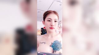 Bé idol Huỳnh Bảo Trân show hàng,giọng ngọt vui tính lại có hàng ngon siêu đã #3