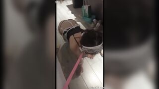 Đã dắt e ghệ ra dụ e địt tập thể rồi còn bắt e làm trò tiêu khiển như slave dâm đãng
