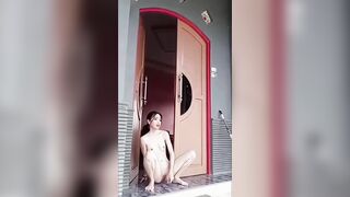 Thích đứng trước của thủ dâm cho trai xem dâm đãng