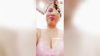 Máy bay bà già nứng lồn lên mạng call sex trai trẻ