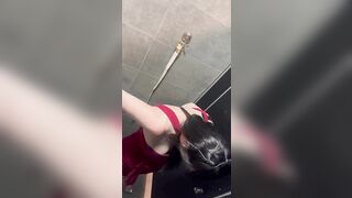 quay lén gái xinh đi đái trong wc quán bar ngon đòn thực sự