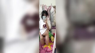 Em rau non học sinh nghe lời anh tự quay video show hàng nhún cặc giả để gửi cho a
