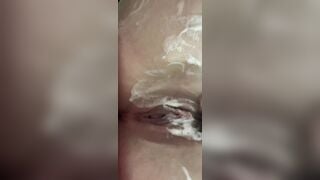 Nhỏ em họ thủ dâm quay clip gửi bạn trai