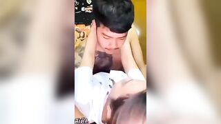 Em học sinh mới lớn địt nhau với trai cặc to xăm trổ